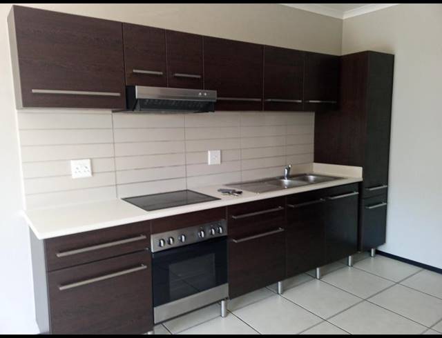 2 BEDROOM PROPERTY TO RENT IN GREENSTONE HILL